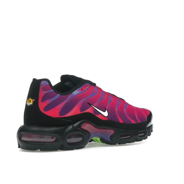 Nike Air Max Plus Rebellious Air Fireberry