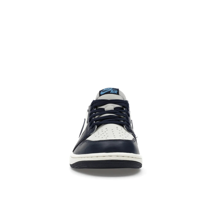 Jordan 1 Low OG Obsidian UNC