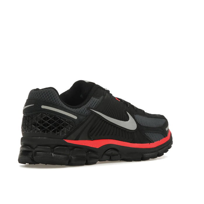 Nike Zoom Vomero 5 Black Metallic University Red