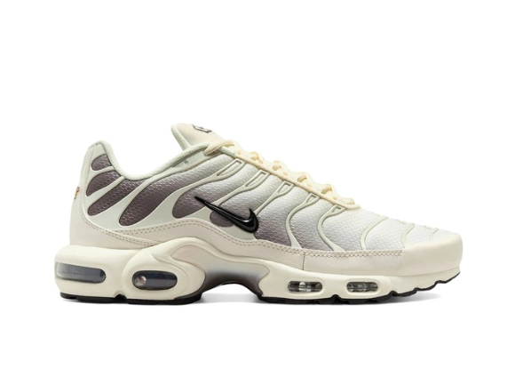 Nike Air Max Plus Light Orewood Brown Cave Stone