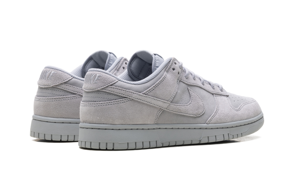 Nike Dunk Low SE Wolf Grey