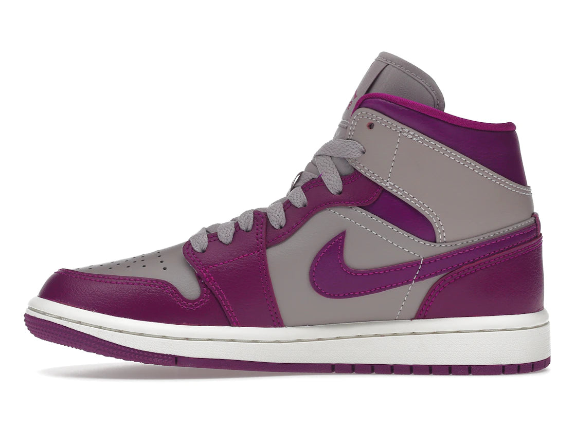 Jordan 1 Mid Magenta (2022) (Women's)