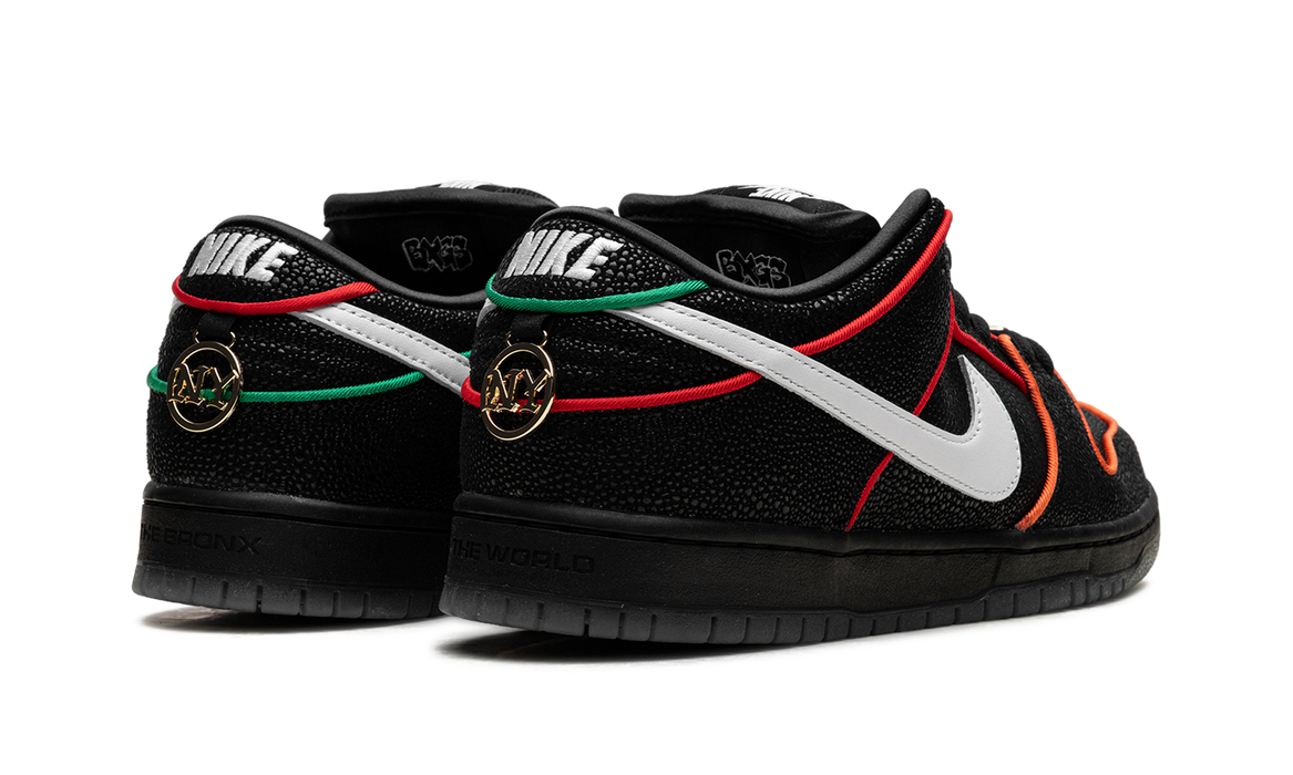 Nike SB Dunk Low Bronx Girls Skate