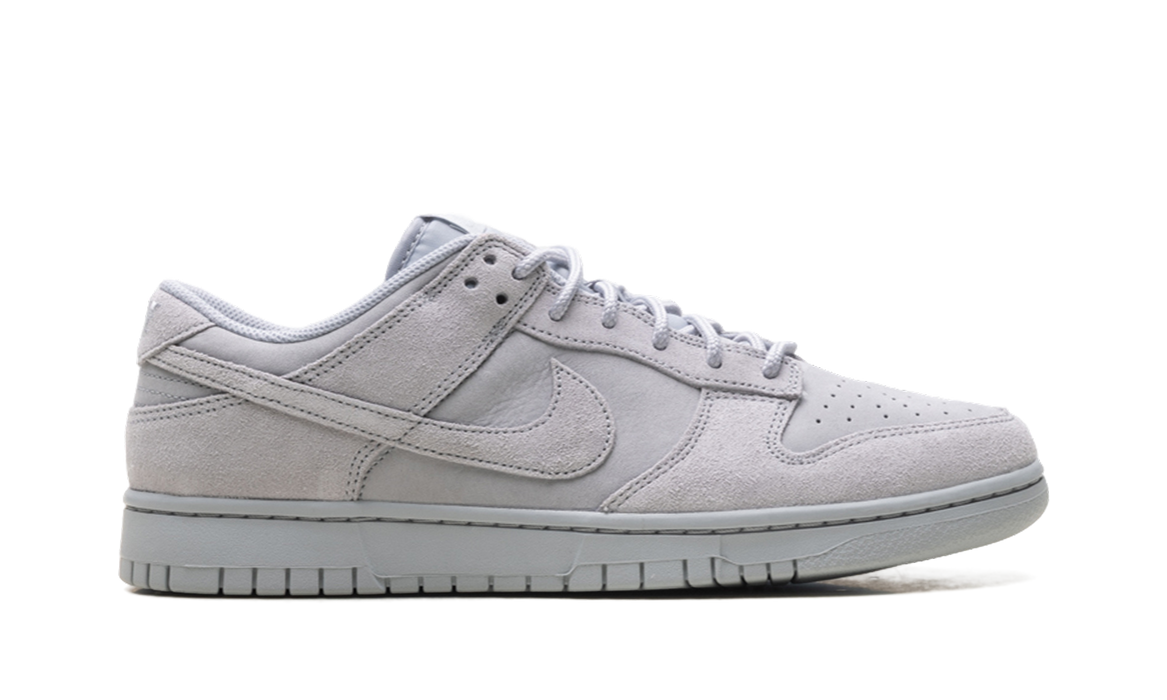 Nike Dunk Low SE Wolf Grey