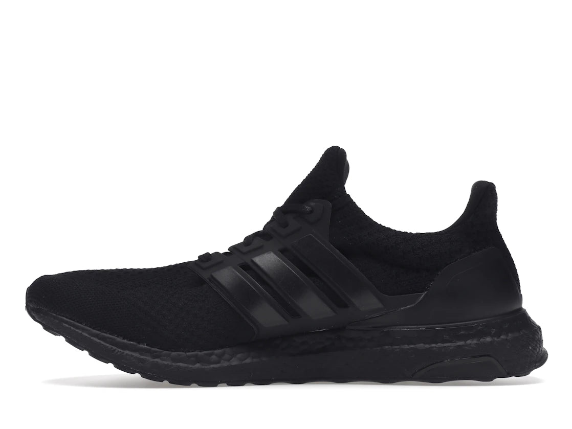 adidas Ultra Boost 5.0 DNA Triple Black
