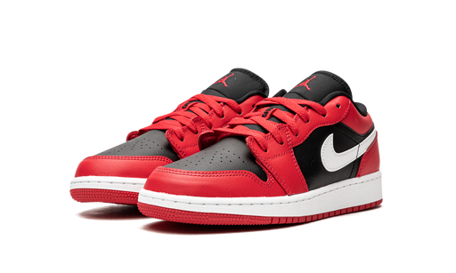 Jordan 1 Low Black Very Berry (GS)