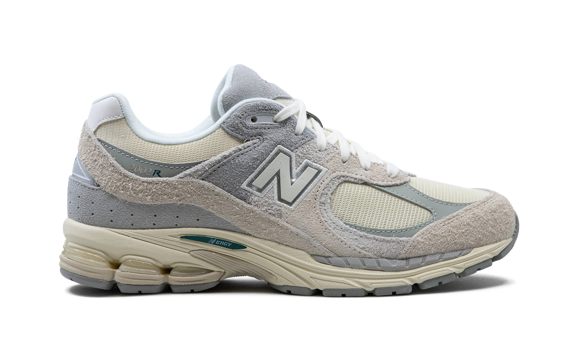New Balance 2002R Linen