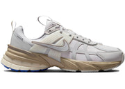 Nike V2K Run Gore-Tex Light Bone (Women's)