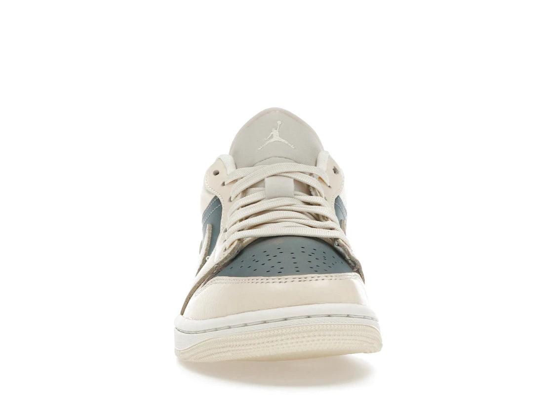 Jordan 1 Low SE Muslin Royal Tint (Women's)